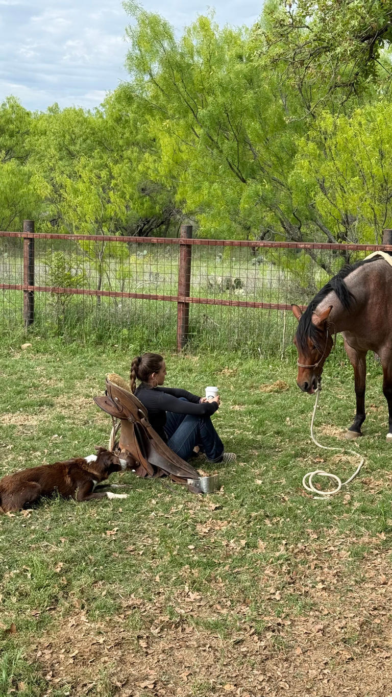 West Texas Ranch Rodeo hosts first women's bronc riding class