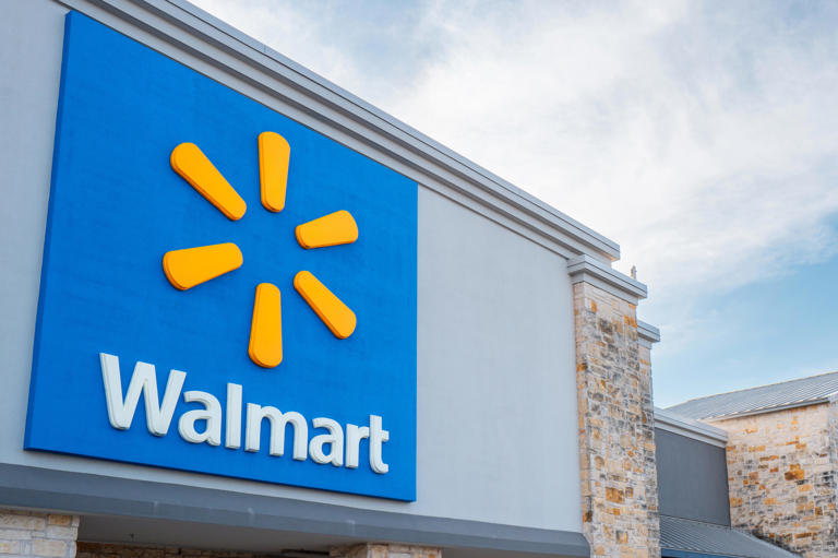 Florida grocery stores open and closed on Memorial Day