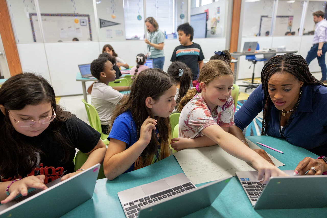 Inside North East ISD's moonshot to train the next generation of teachers