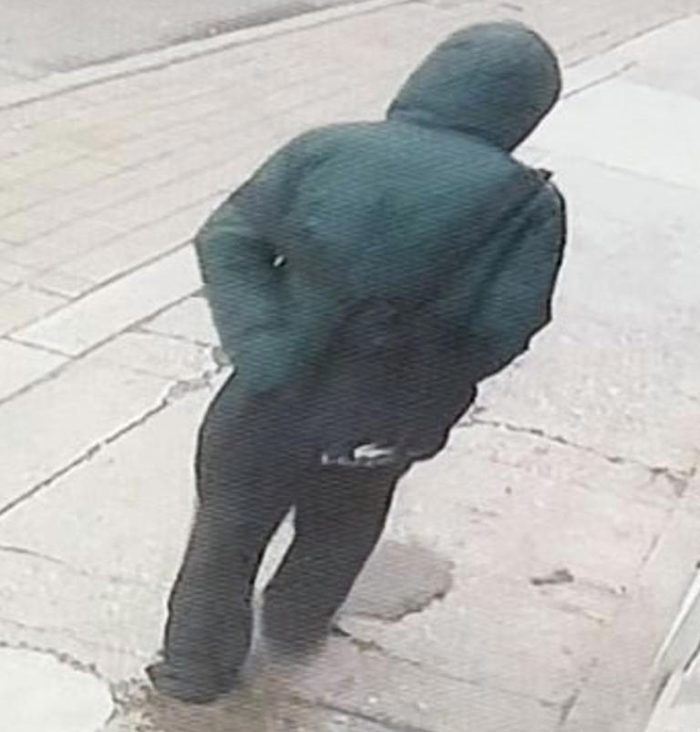 Unidentified man wanted for downtown Toronto sex attack