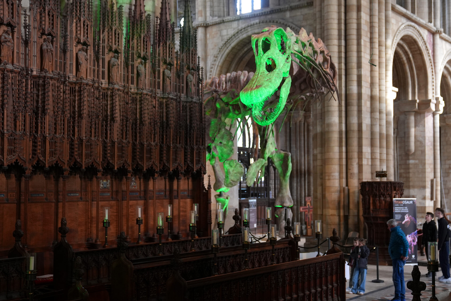 Vereinigtes Königreich: Monumentale Dinosaurier-Überraschungen in ...