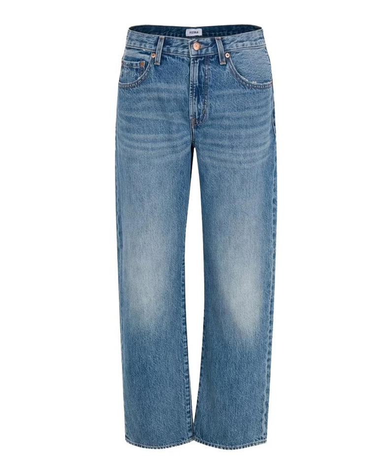 The straight-leg jeans fashion editors wear on repeat