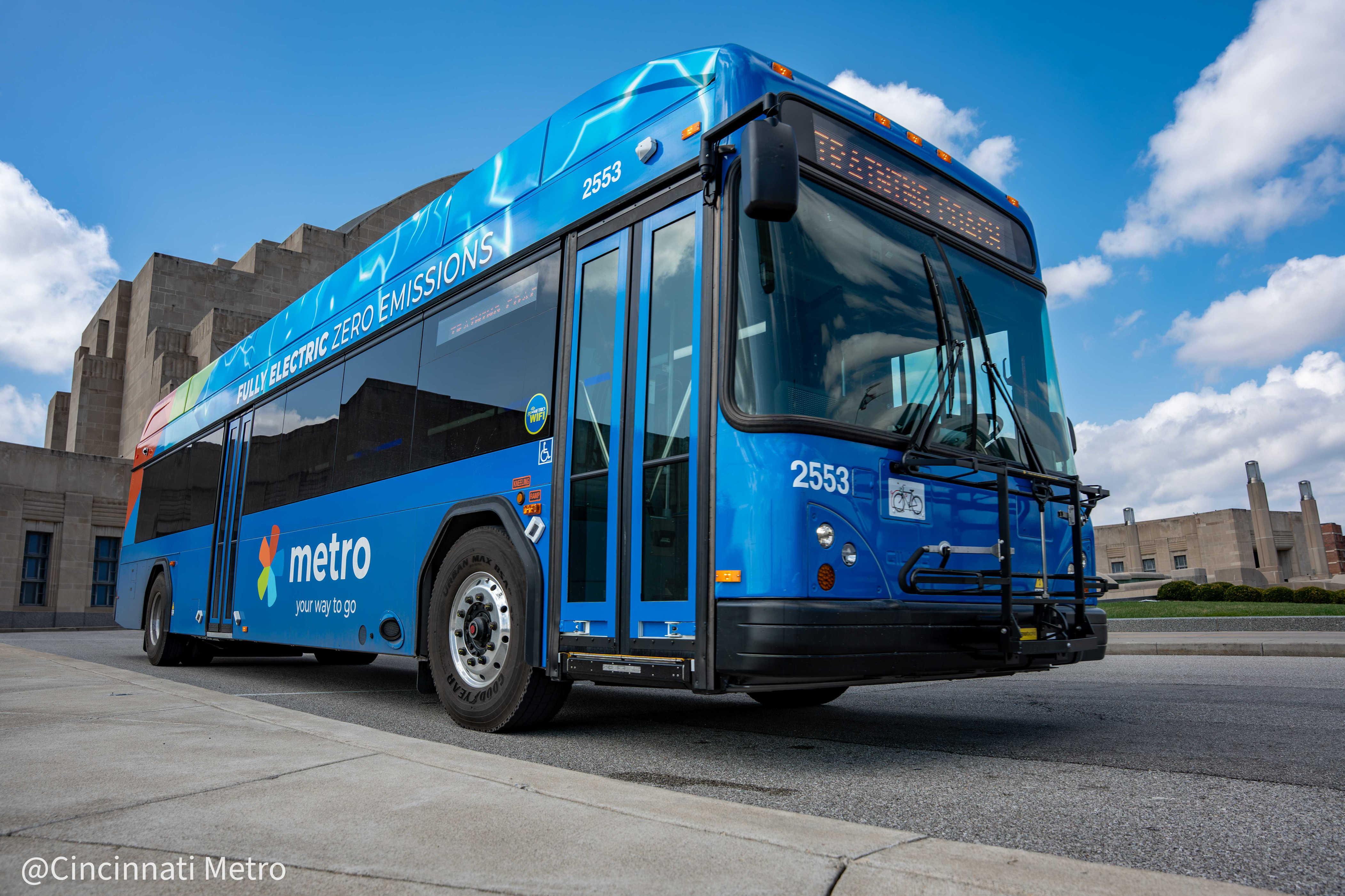 Cincinnati Metro launches first buses of new all-electric fleet