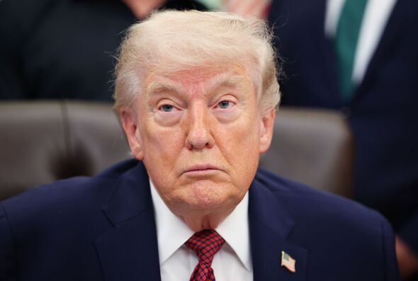 Donald Trump 'suffers complete collapse' on live TV as he admits 'fear ...