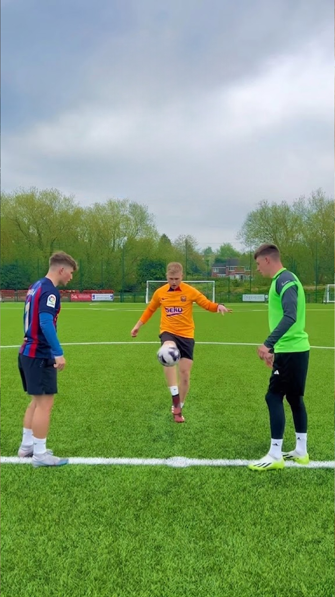 Juggling challenge last letter chooses next player