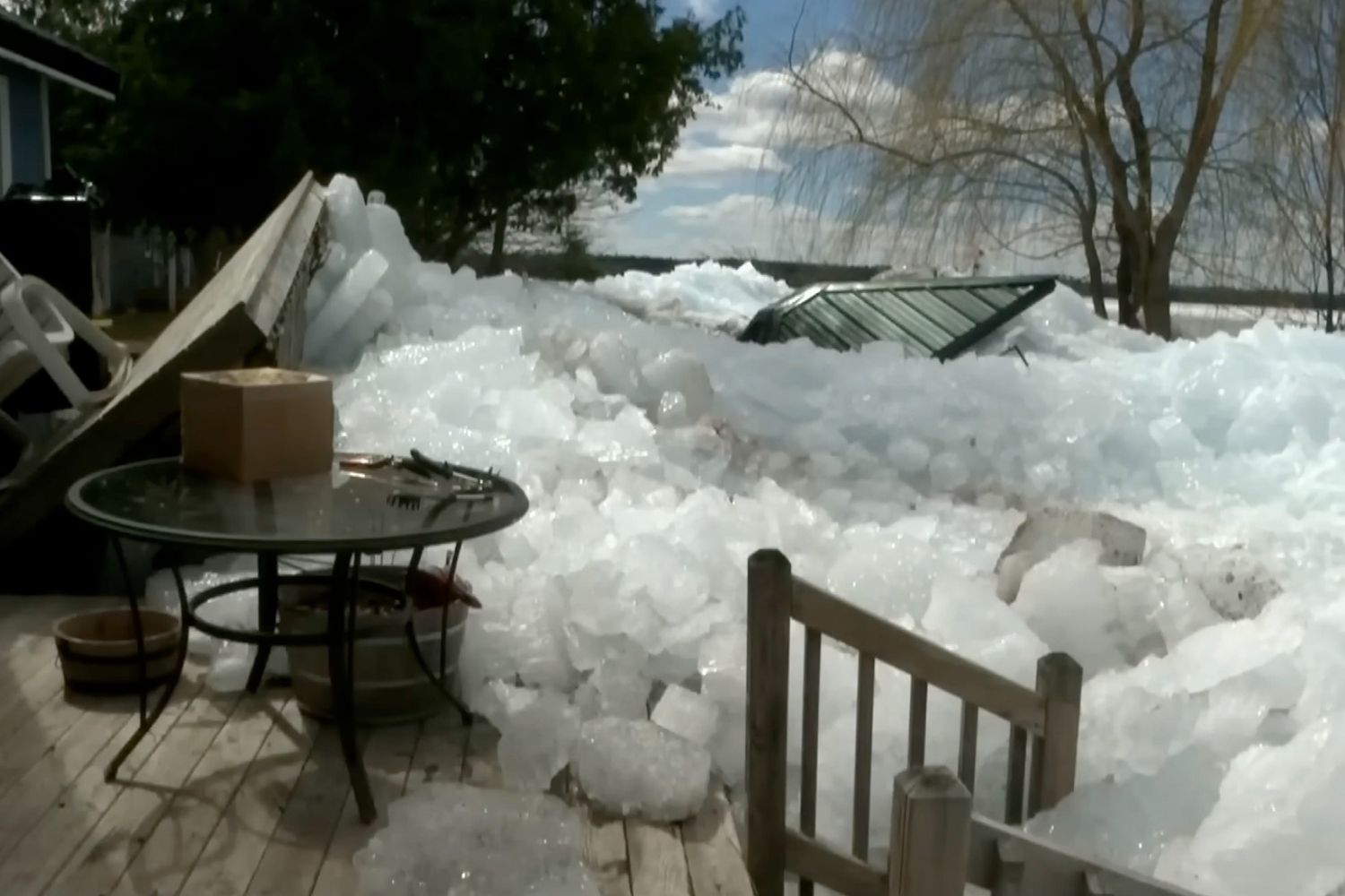 'Ice tsunami' hammers homes in Michigan: 'It just doesn't happen here'
