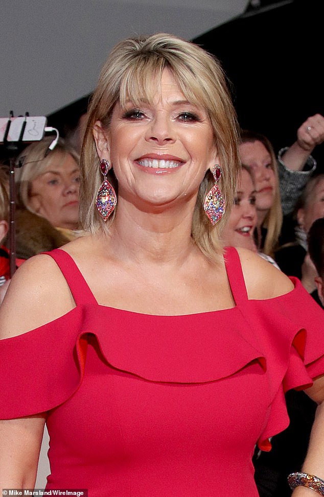 The ultimate midlife makeup mistakes to avoid: Experts reveal how to ...