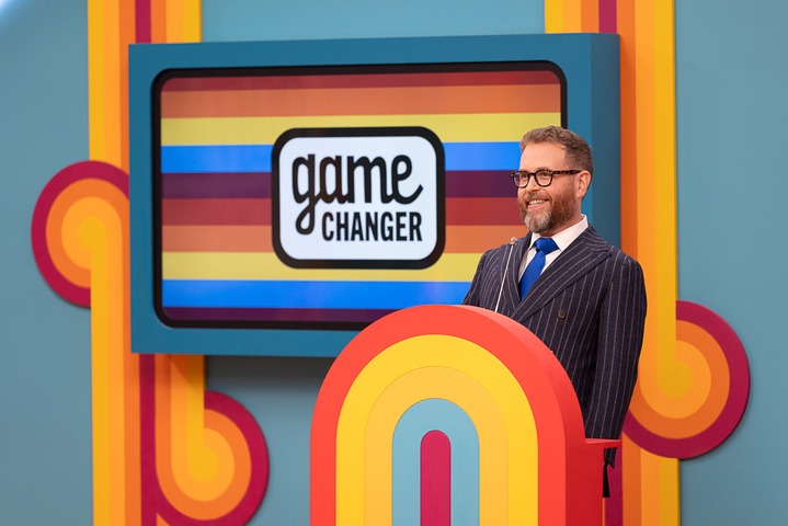 'Game changer' sets season 8 premiere date (TV news roundup)