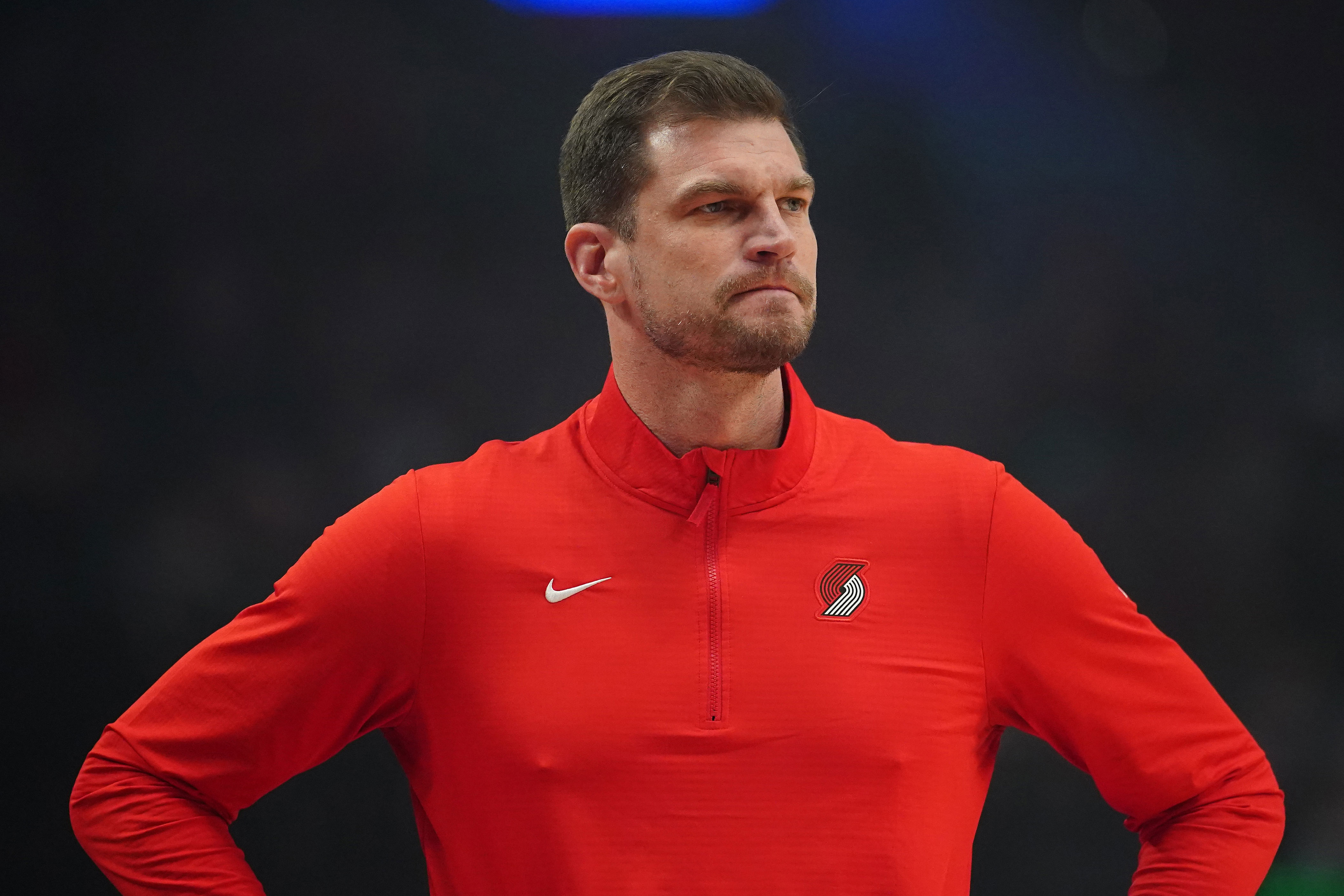 Blazers coach Tiago Splitter holding on through controversy