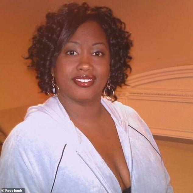 Jackson hired her own specialist to take a look at her Carrollton rental and confirmed the outdoor mold