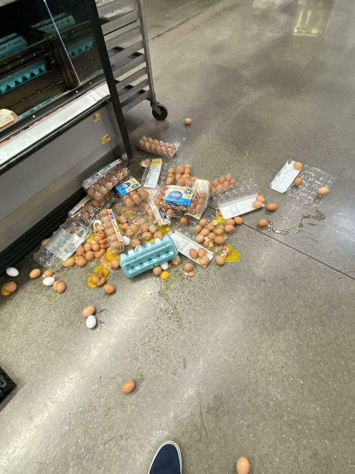 69 Expensive Fails That Hurt So Bad To Look At, You May Physically Feel It