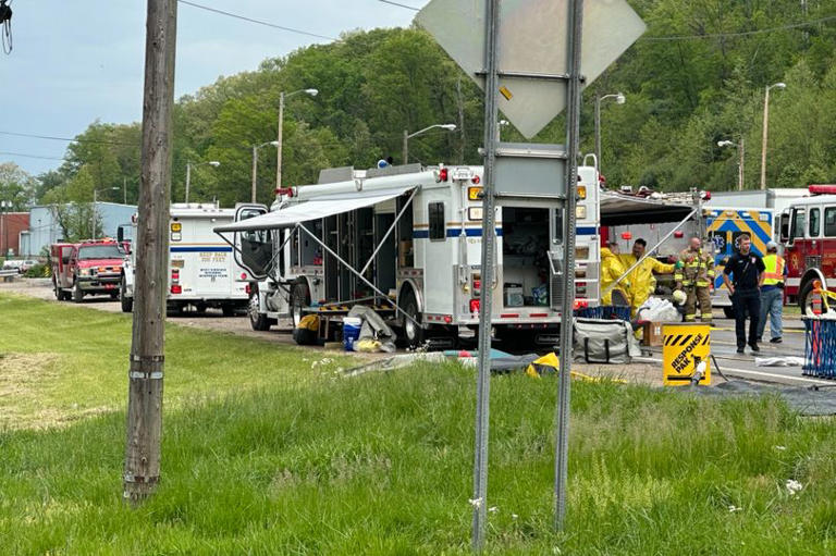 Charleston chemical spill: 2 dead, 21 injured in huge leak at West ...