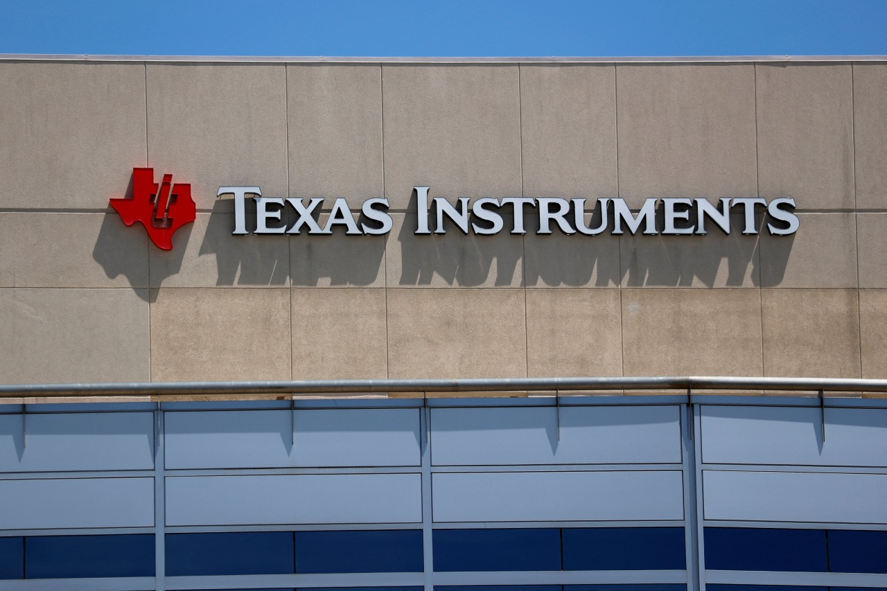 Texas Instruments logs higher first-quarter profit, revenue