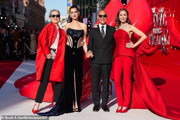 The Devil Wears Prada hits London! Anne Hathaway looks sleek in a velvet  gown at premiere