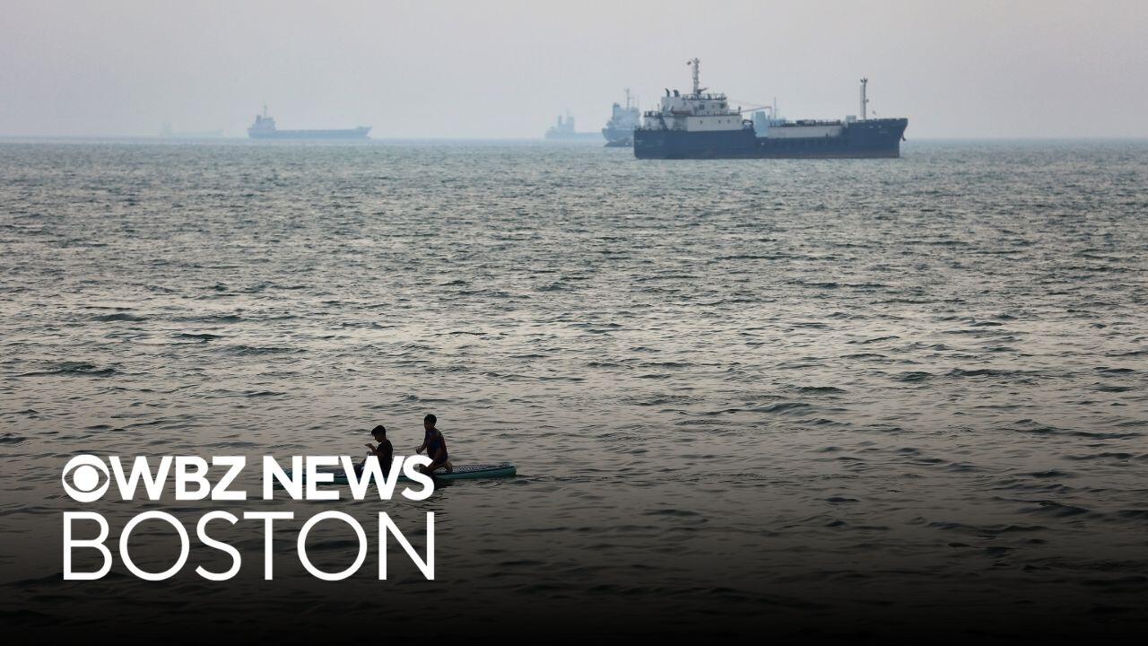 Attacks reported in Strait of Hormuz as ceasefire between Iran and US ...