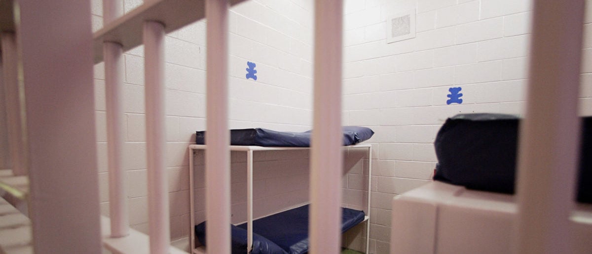 Report: Man who allegedly shot, stabbed DHS employee found dead in jail