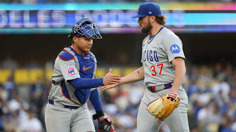 Cubs reliever set to miss at least 1 year after completed surgery