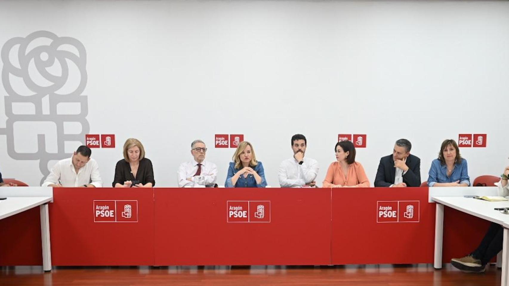 La oposición carga contra el acuerdo de PP y Vox en Aragón: "Es un ...