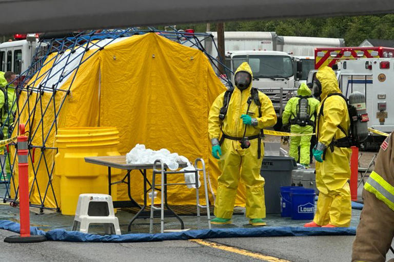 Charleston chemical spill: 2 dead, 21 injured in huge leak at West ...