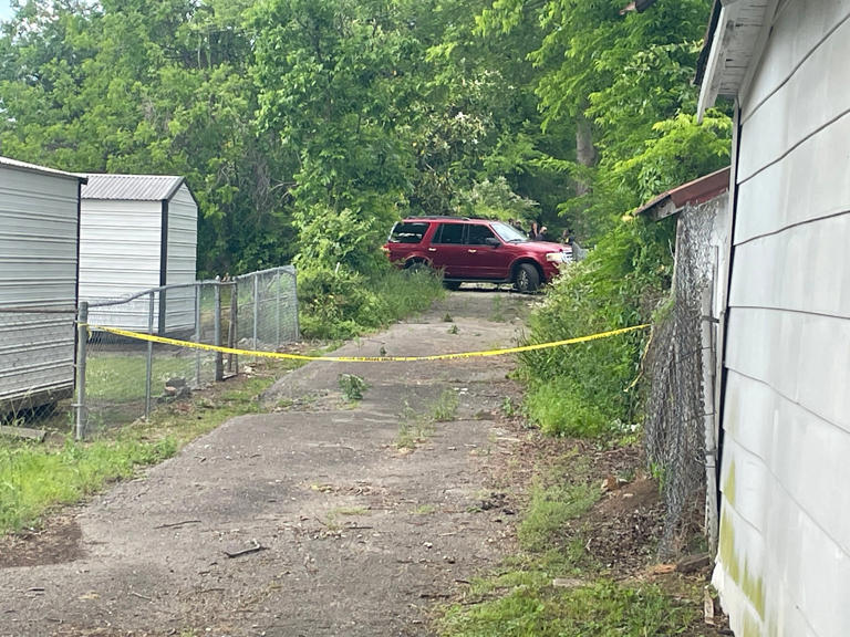 Man identified after body found in Bessemer alley