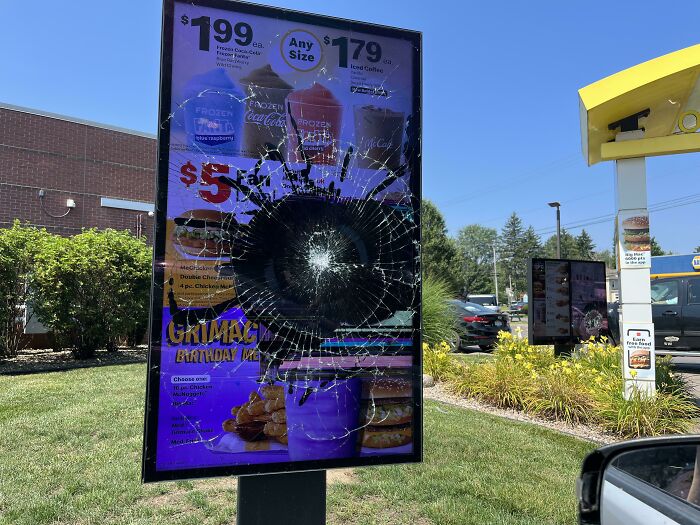 69 Expensive Fails That Hurt So Bad To Look At, You May Physically Feel It
