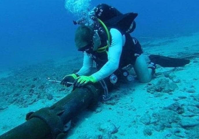 Iran's IRGC-linked media warns of Hormuz internet cable threat