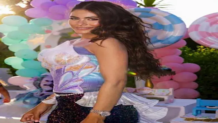 هاجر احمد (1)