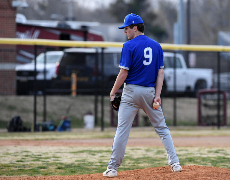 Decatur's Springle is the EZ Cash of Delaware, Inc. Athlete of the Week ...