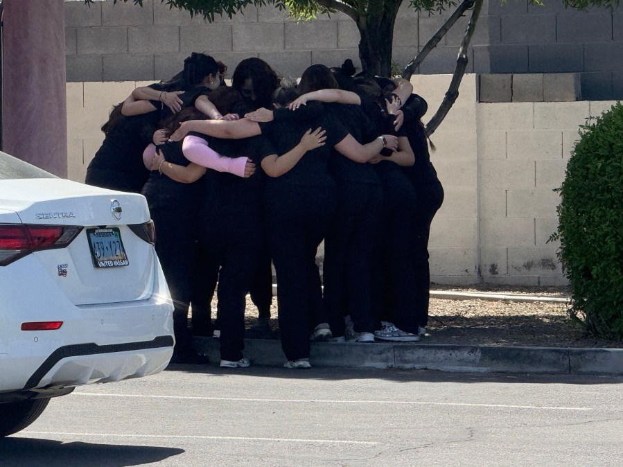 Las Vegas staff remember woman found dead outside business