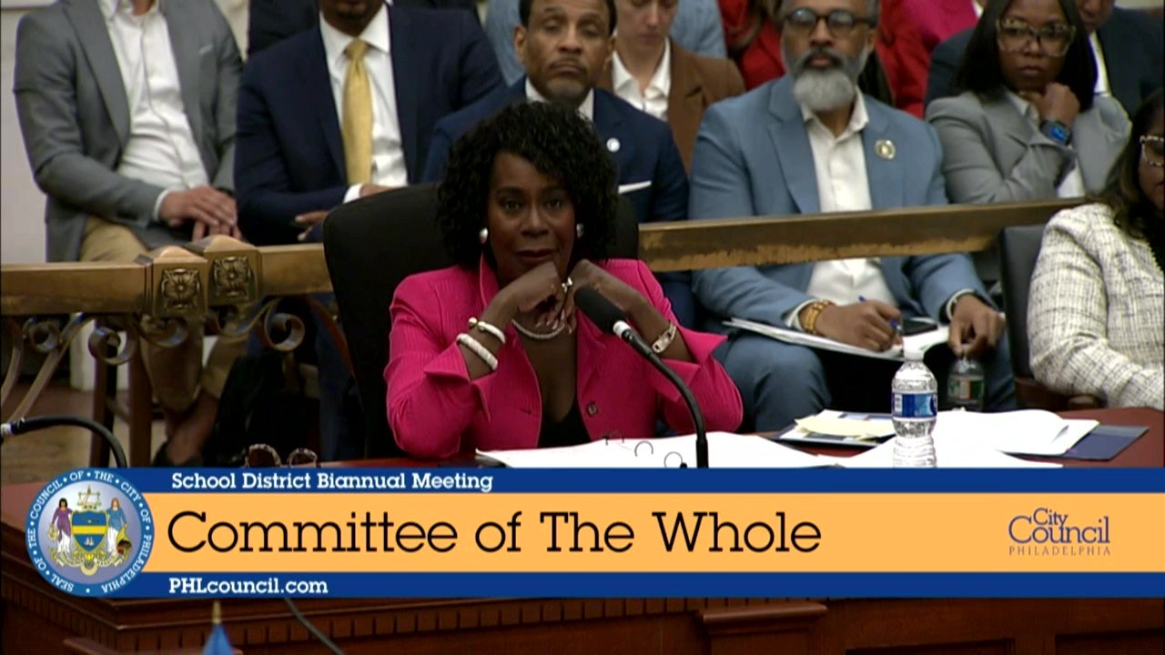 Mayor Parker pushes Philly $1 rideshare tax to fund schools amid city ...