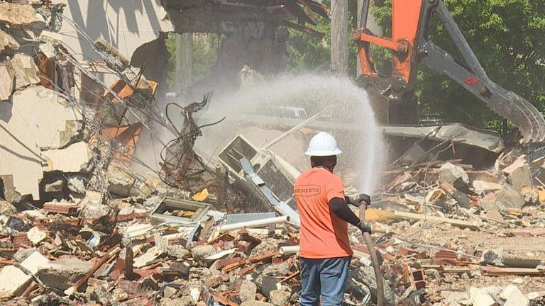 Birmingham begins final demolition phase at Southtown Court Apartments