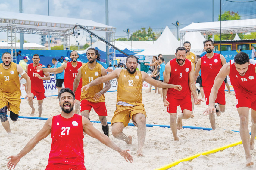 افتتاح دورة الألعاب الآسيوية الشاطئية تحت شعار «موعد مـع البحــر والسماء»عــلـــم البـحـرين يرفـرف فـي سمــاء الصـين