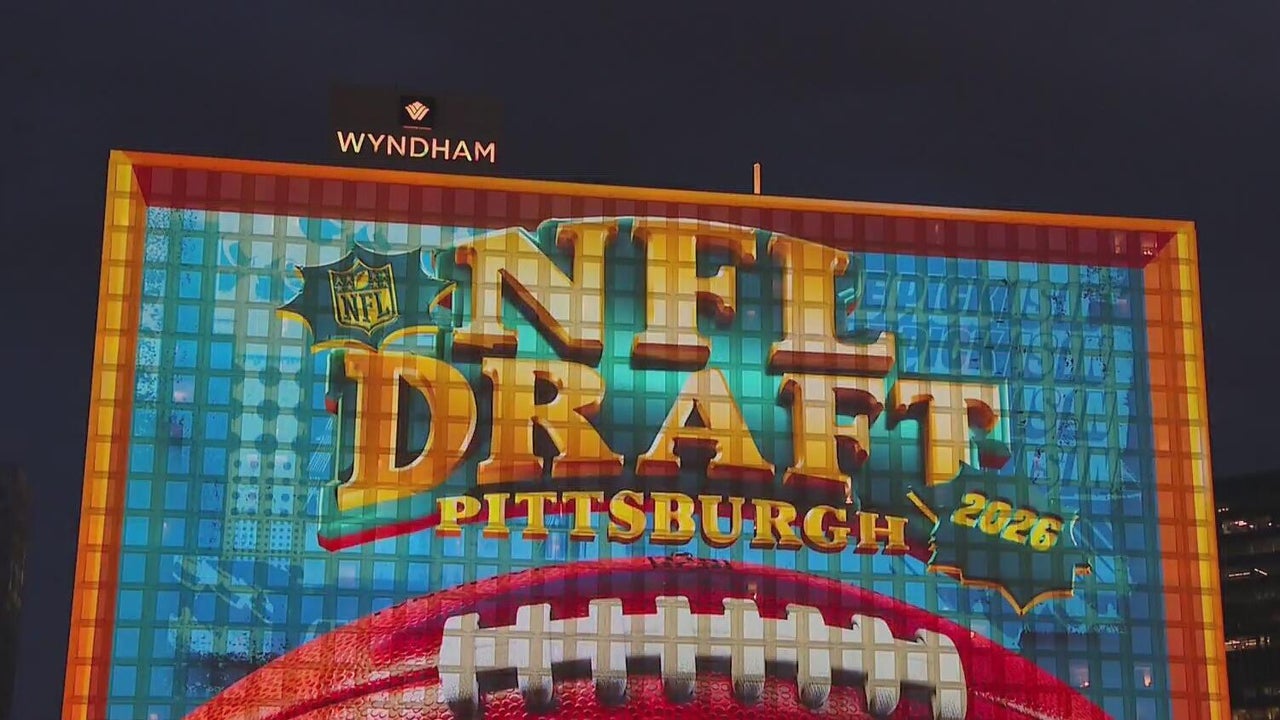 Massive light projection on hotel in Pittsburgh is ready for NFL draft