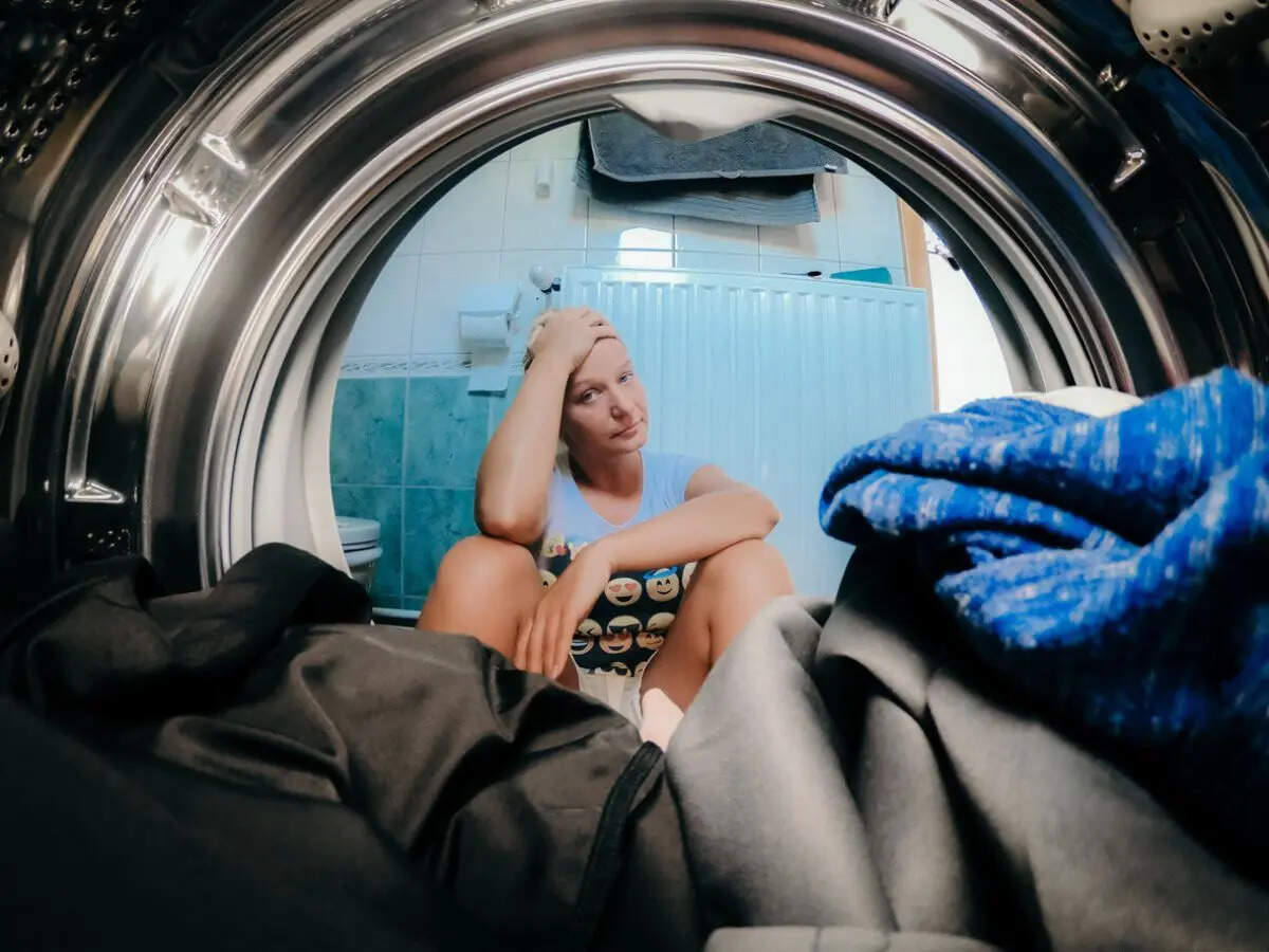 6 laundry mistakes to fix for fresh smelling clothes in hot weather