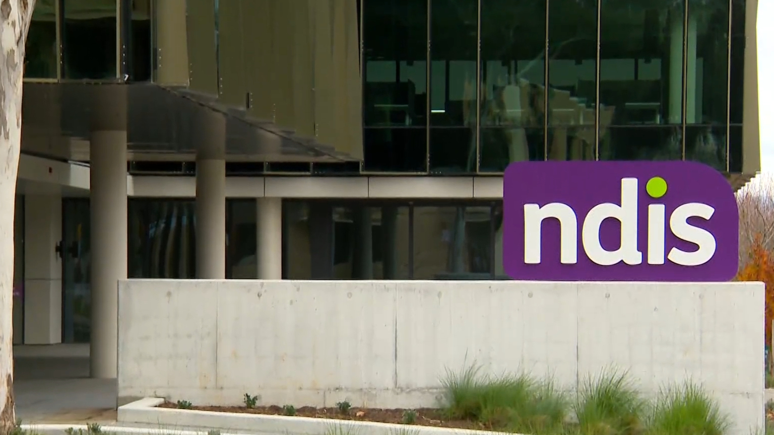 Thousands of Aussies about to have $5000 cut from their yearly budget