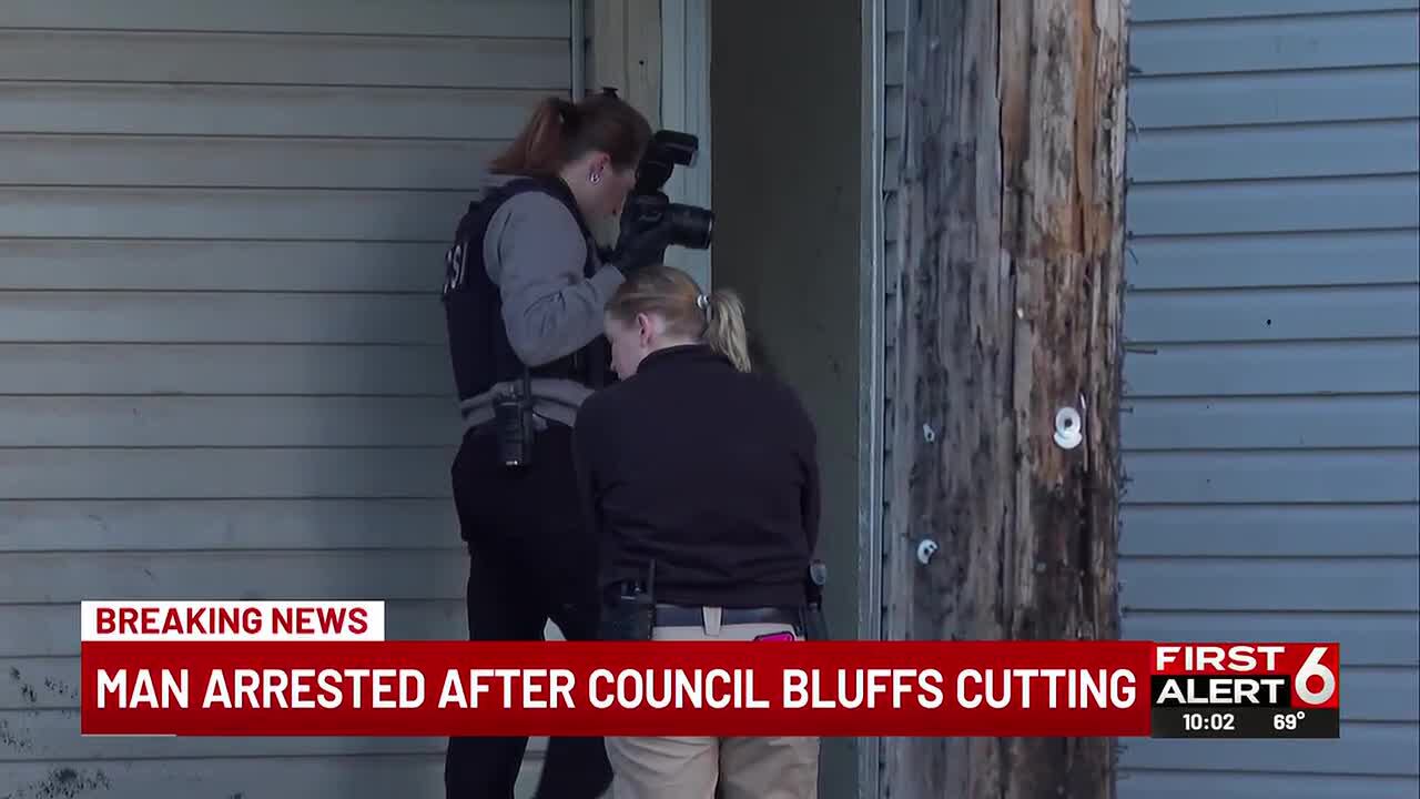 One man arrested, another hospitalized after stabbing in Council Bluffs