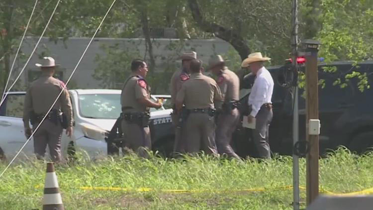 Jury deliberates in case of man accused of shooting at officers during ...