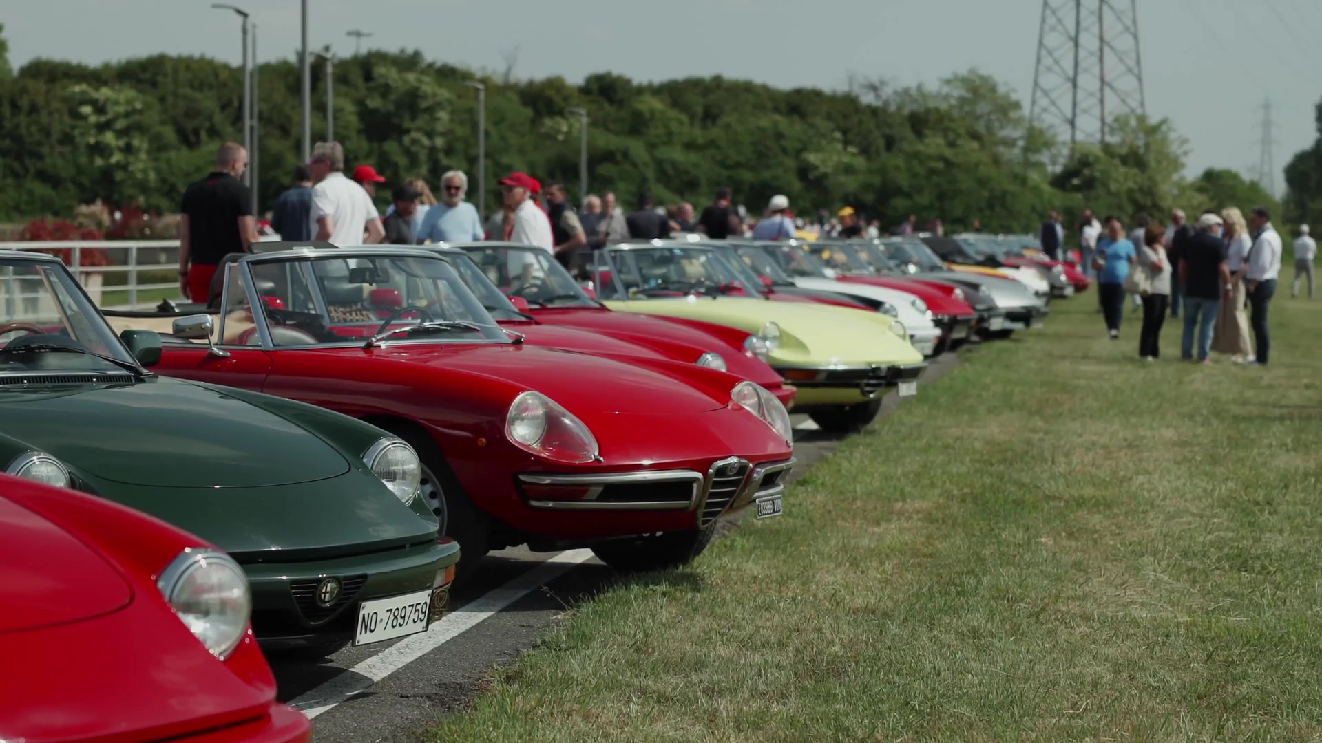 Alfa Romeo Spider “Duetto” celebrates its 60th anniversary - Parade