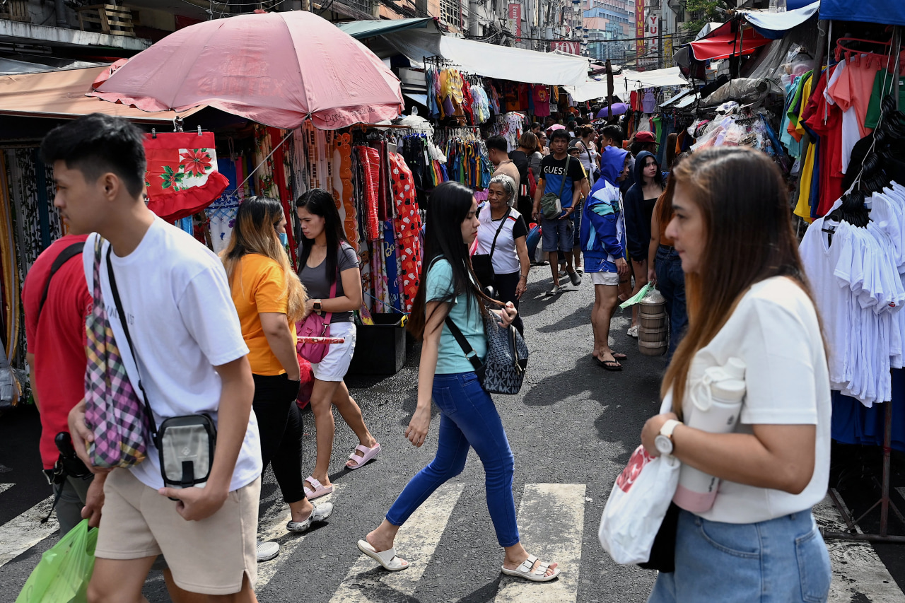 Philippine central bank raises rates as Mideast war fuels inflation risks