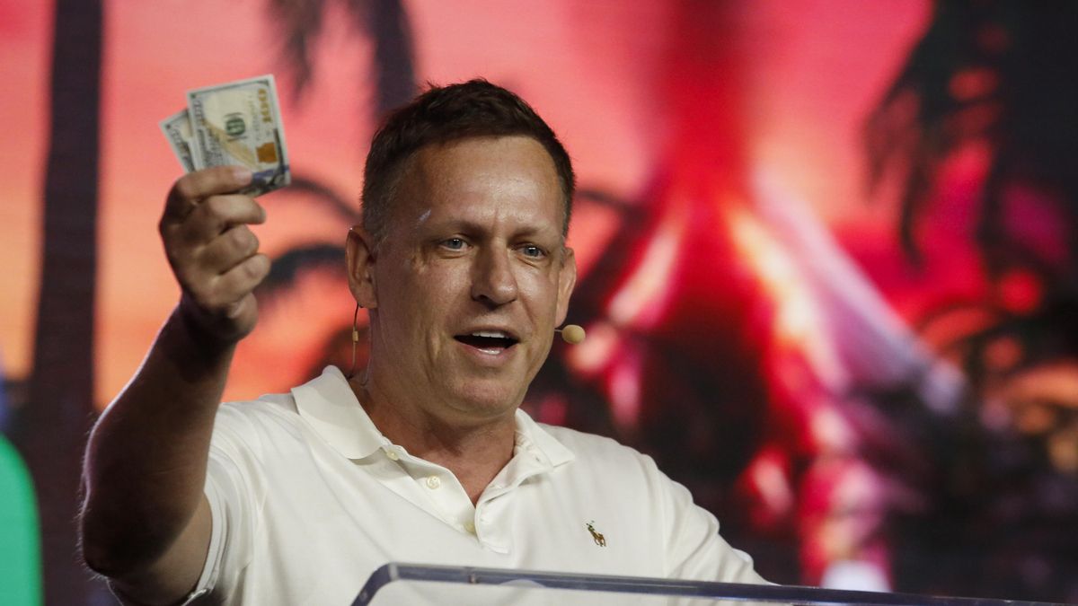 Adorni celebró la visita de Peter Thiel y llamó a atraer billonarios