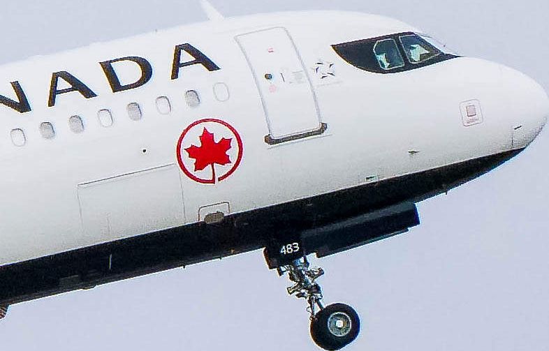 new-york-une-collision-entre-deux-avions-vit-e-de-peu-l-a-roport-jfk