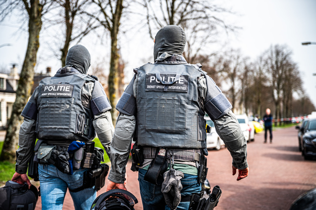 AIVD: IS-aanhangers en rechts-extremisten steeds jonger