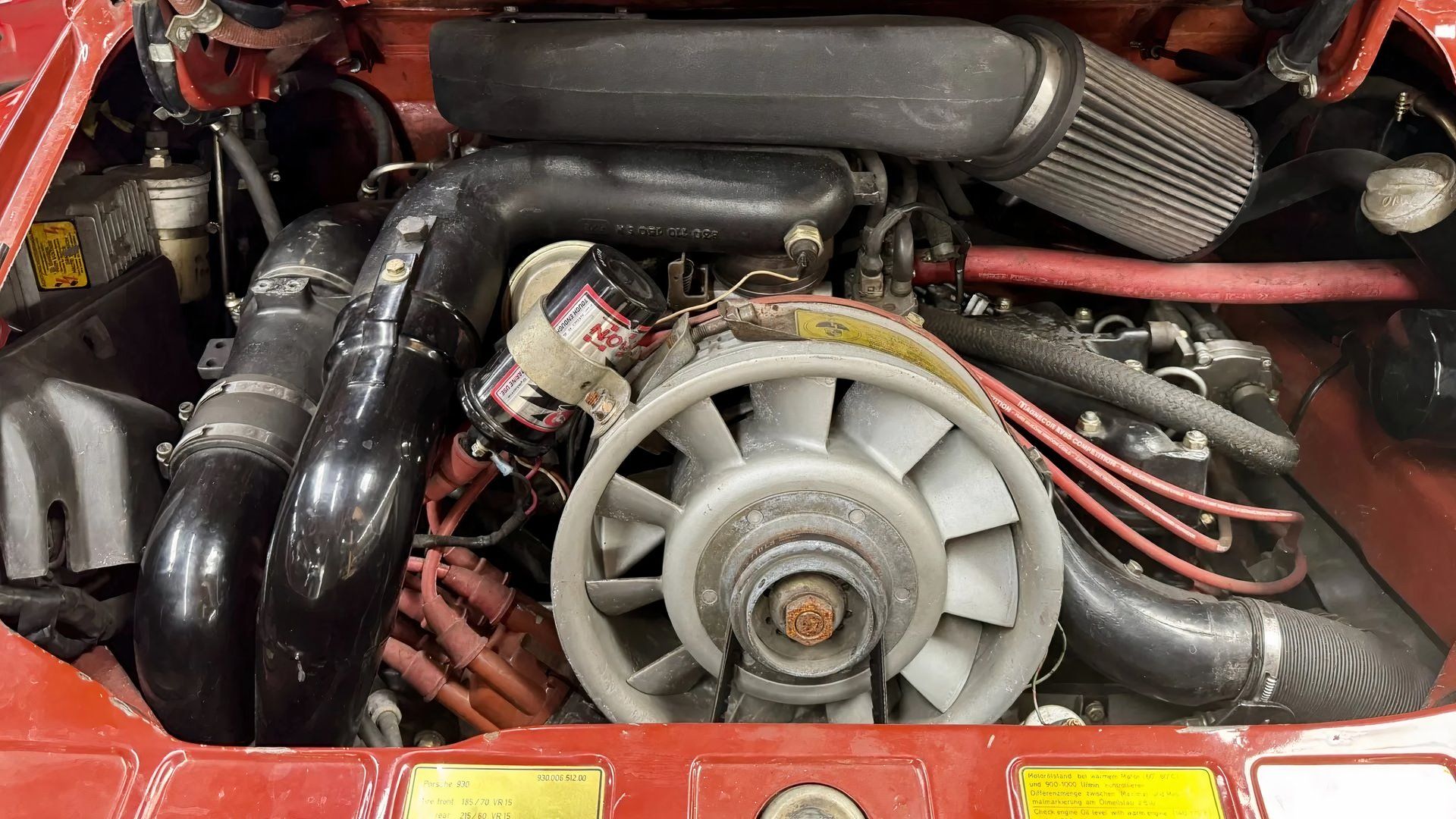 The flat-six engine that defined an entire brand