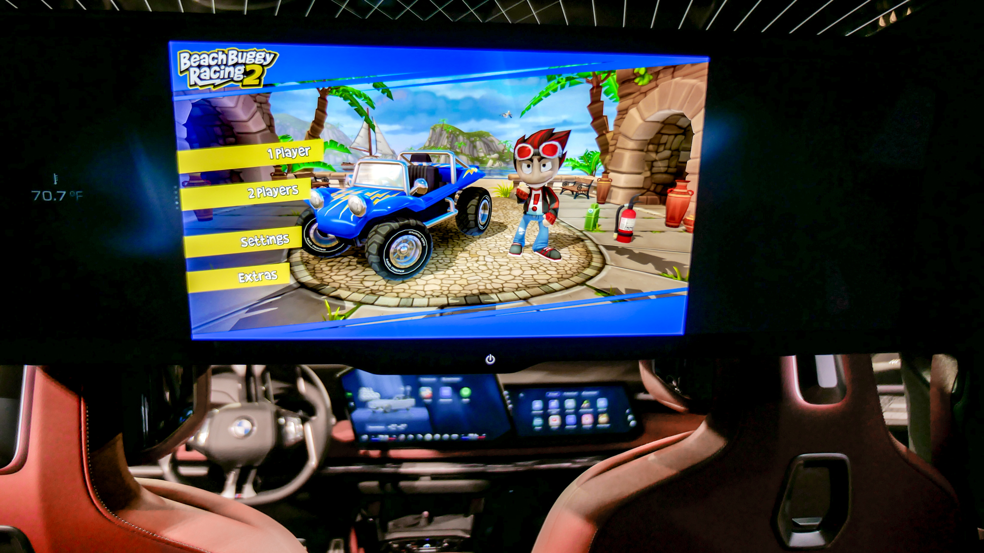 I saw the 2027 BMW 7 Series and it ditches the traditional driver's display