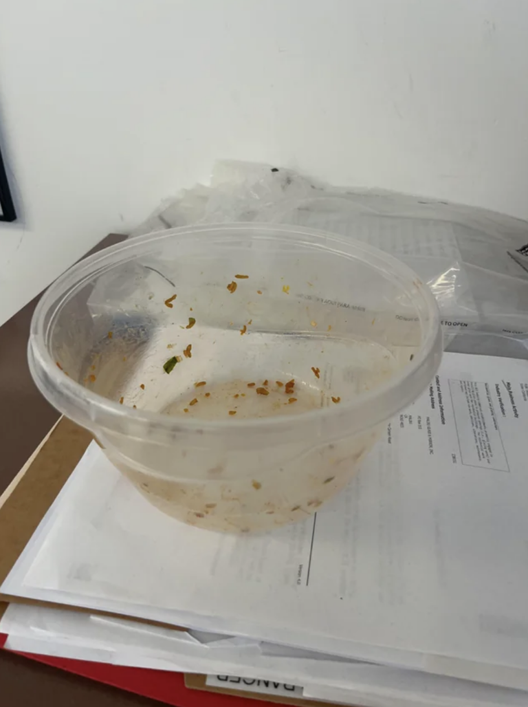 38 unhinged screenshots of employee mishaps that'll make you never want ...