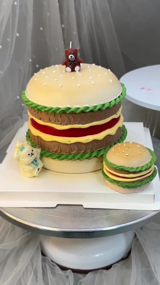 Hamburger cake design that looks too real to be cake