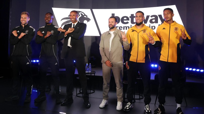 Orlando Pirates coach Abdeslam Ouaddou wary of 'new' Kaizer Chiefs ...