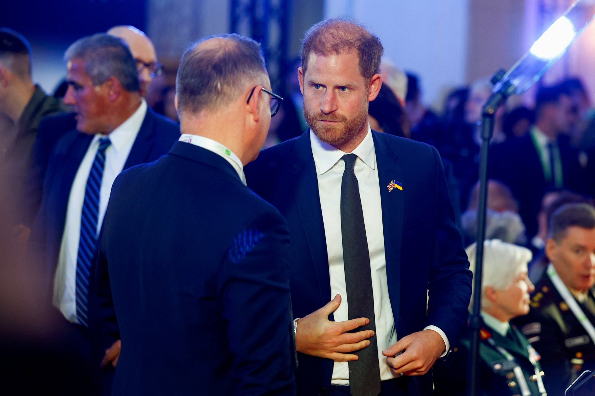 Prince Harry makes surprise visit to Ukraine and urges Putin to stop ...