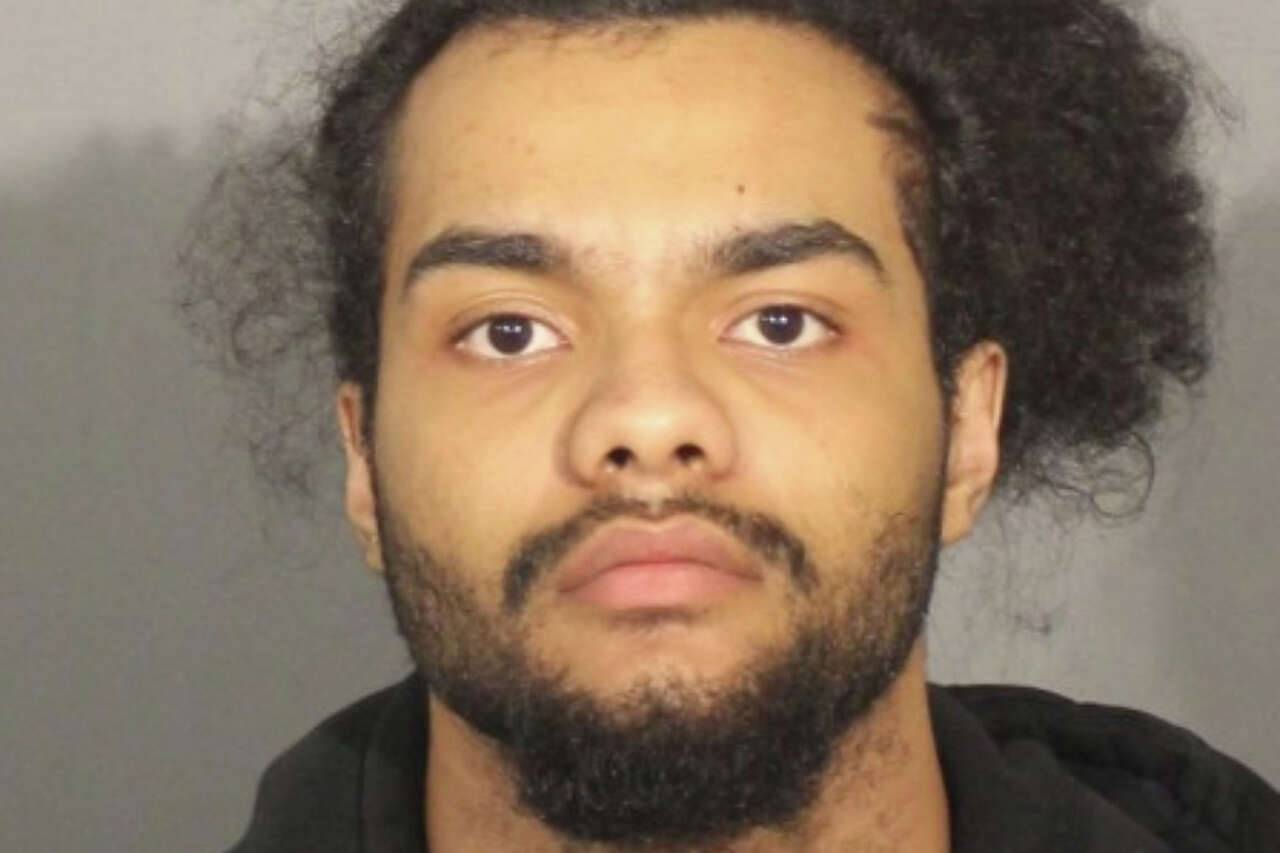 Waterbury man charged in Danbury shooting tied to ongoing dispute ...