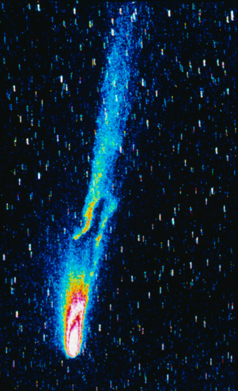 Halley's comet through the ages